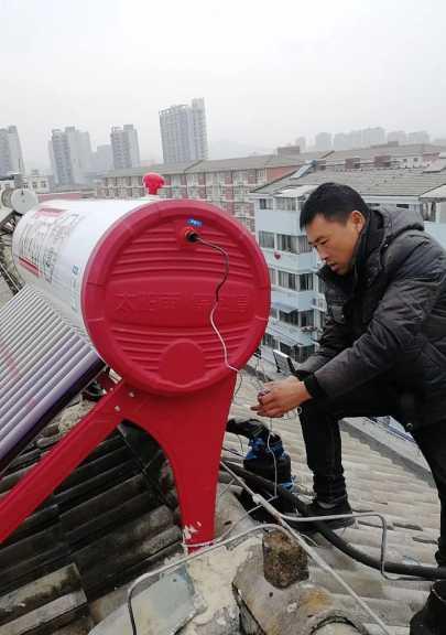 太阳能热水器维修指南（解决太阳能热水器故障的实用技巧）